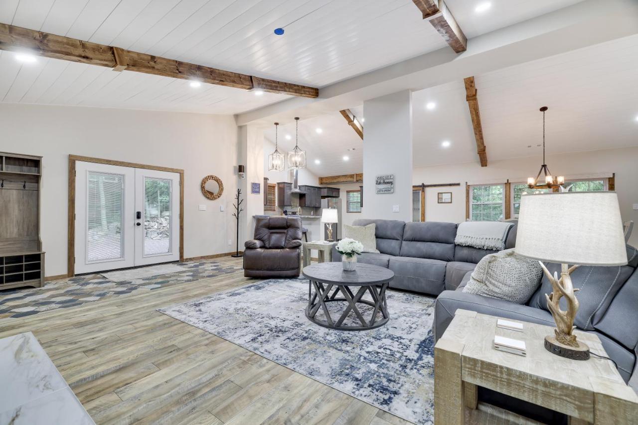 Whiskey Pines Retreat! Single Level Home, Outdoor Firepit, Ac, Bbq! Sleeps 9 In Lake Harmony! Extérieur photo