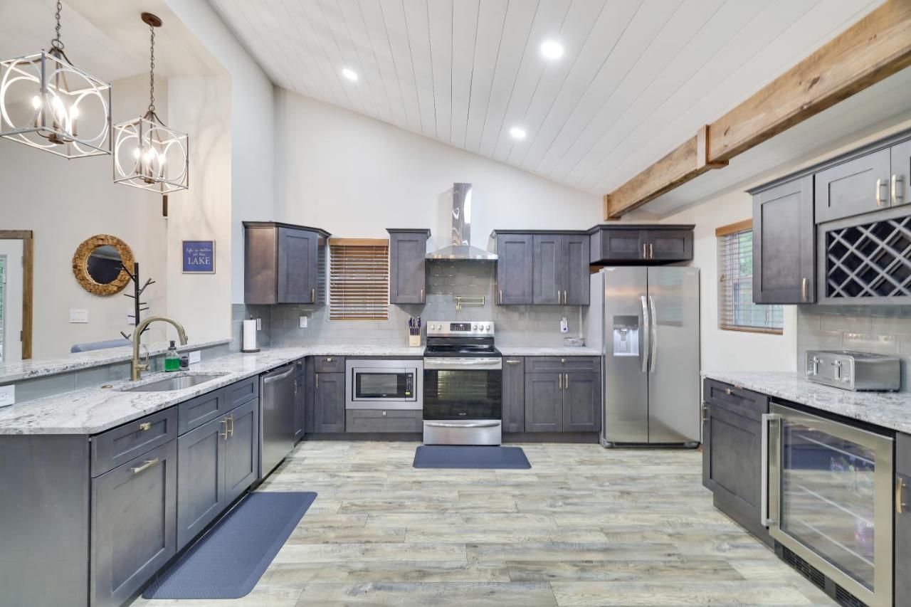 Whiskey Pines Retreat! Single Level Home, Outdoor Firepit, Ac, Bbq! Sleeps 9 In Lake Harmony! Extérieur photo