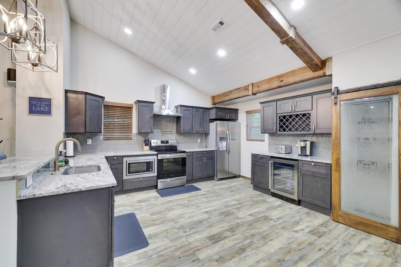 Whiskey Pines Retreat! Single Level Home, Outdoor Firepit, Ac, Bbq! Sleeps 9 In Lake Harmony! Extérieur photo